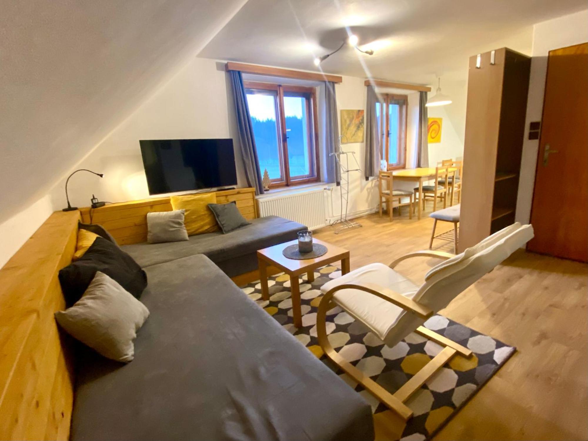 Apartman Ivko Letohrad Luaran gambar